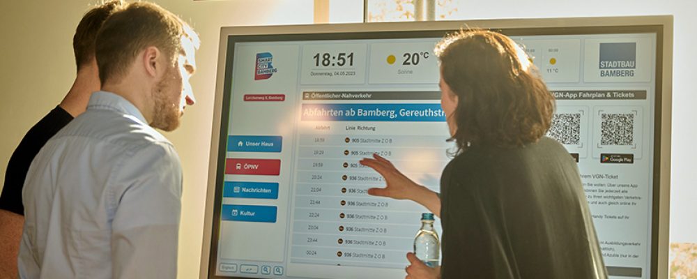 Digitales schwarzes Brett: das Smart City-BamBoard